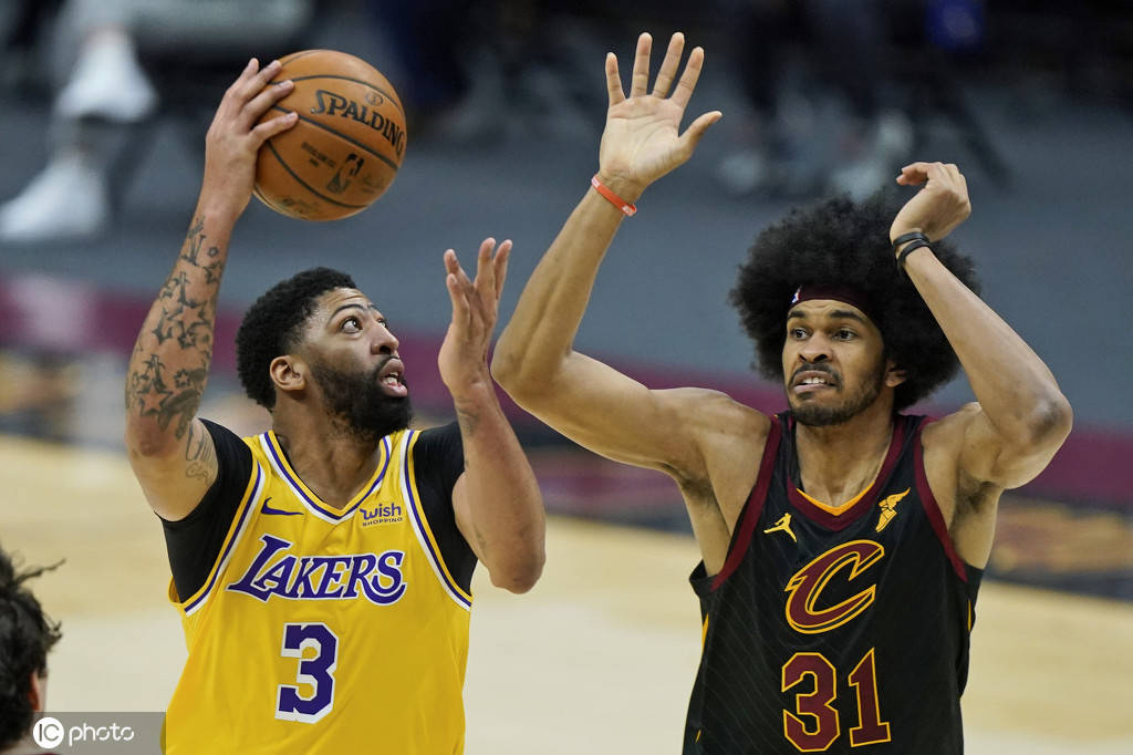 九游娱乐服务中心-风云突变国际米兰关键时刻手感冰凉，社区盾版图或变，压力陡增，资深球员宣示担当(世界征服者3突出重围3)